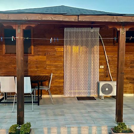 Guest House Dea Vlorë Εξωτερικό φωτογραφία