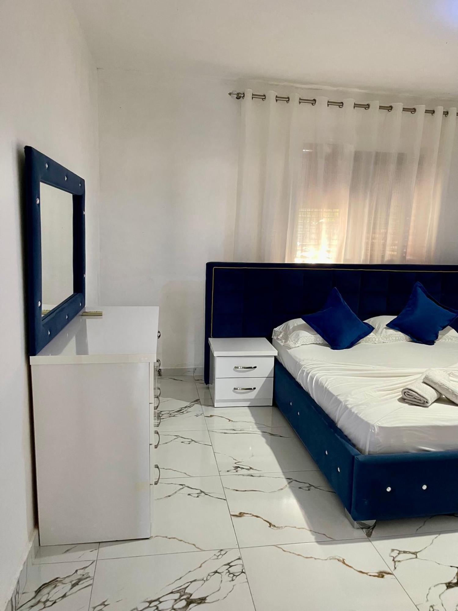Guest House Dea Vlorë Εξωτερικό φωτογραφία