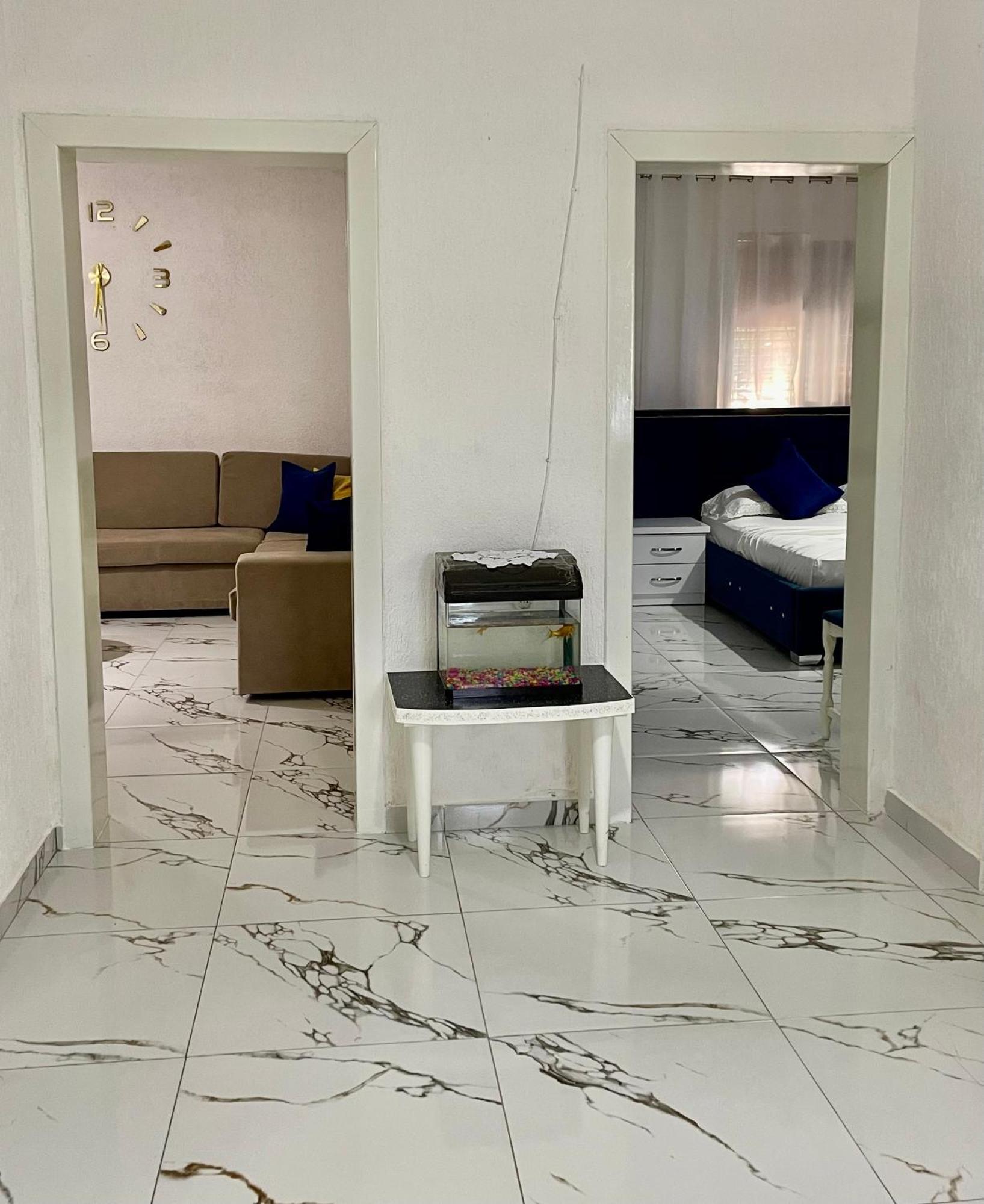Guest House Dea Vlorë Εξωτερικό φωτογραφία