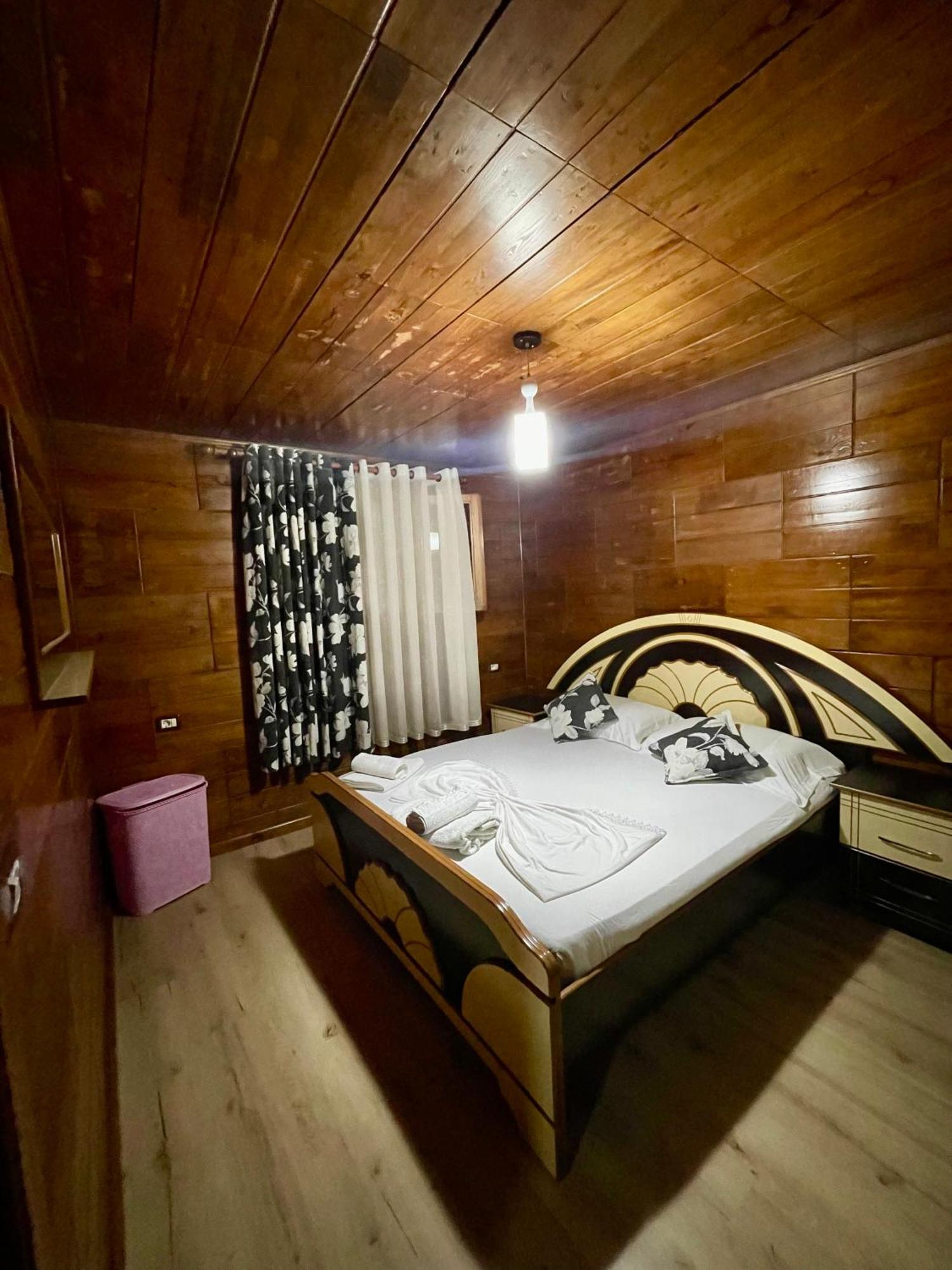 Guest House Dea Vlorë Εξωτερικό φωτογραφία